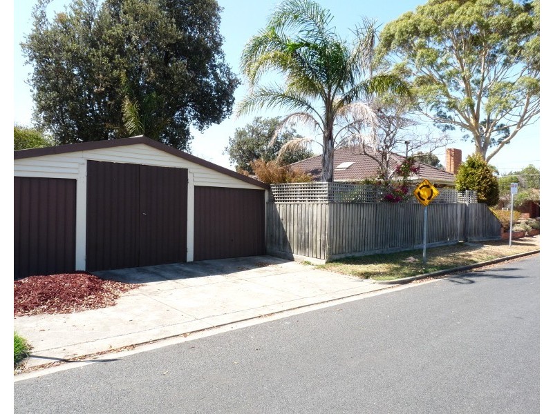 9 Moresby Avenue, Seaford VIC 3198