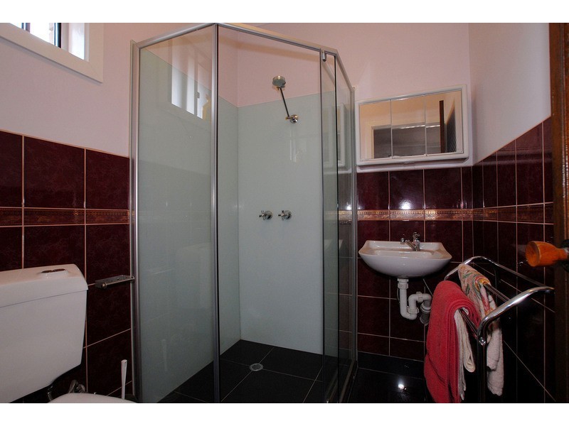 4 Mountain View Crescent, Seaford VIC 3198