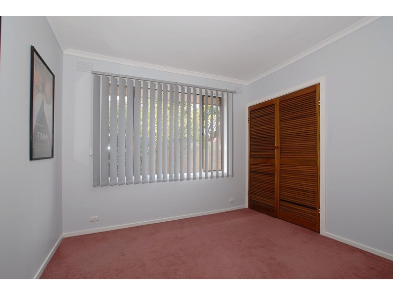 4 Mountain View Crescent, Seaford VIC 3198