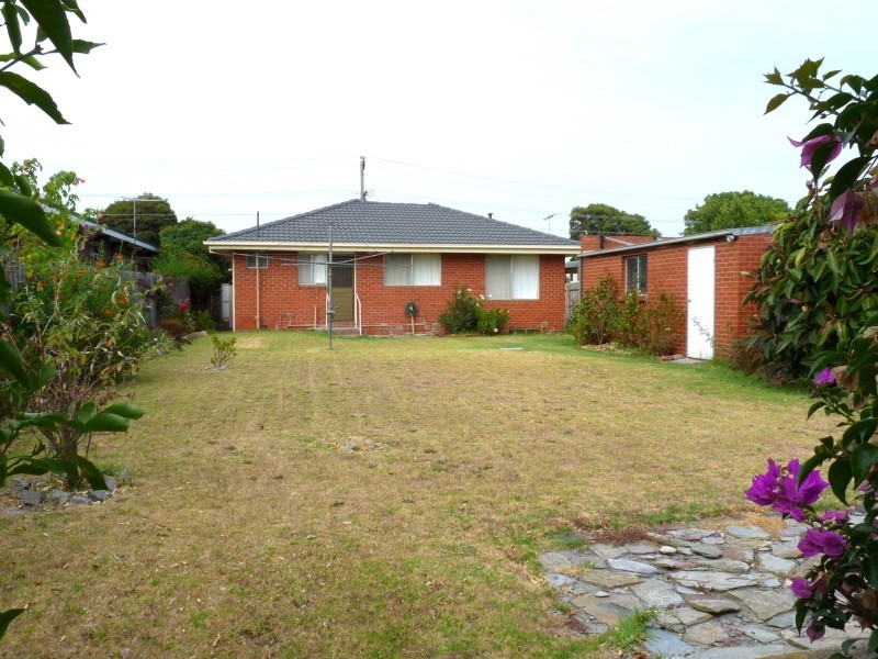 4 Bruce Street, Seaford VIC 3198