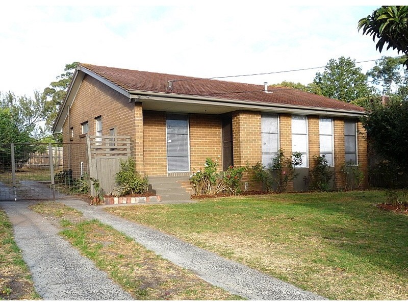 126 Tamarisk Drive, Frankston North VIC 3200