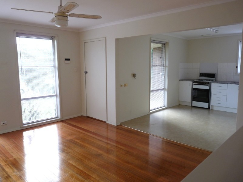 126 Tamarisk Drive, Frankston North VIC 3200