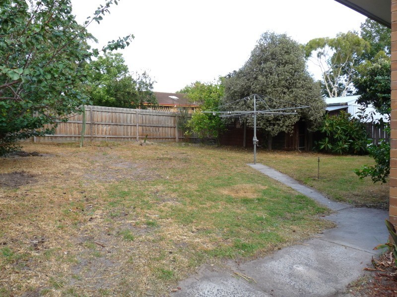 126 Tamarisk Drive, Frankston North VIC 3200