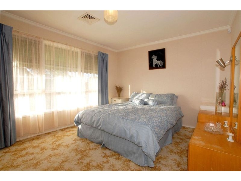 22 Barry Street, Seaford VIC 3198