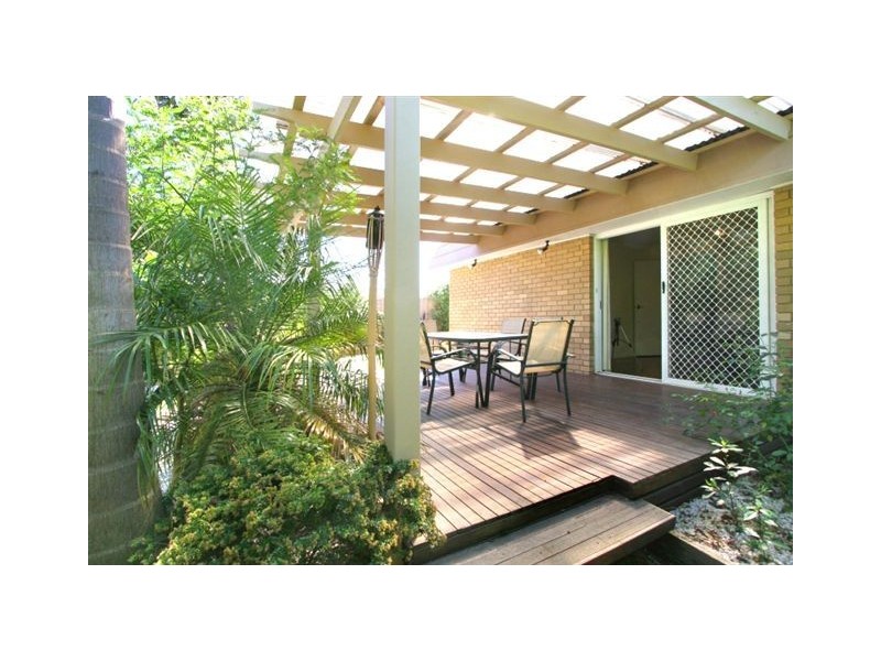 19 Henry Crescent, Seaford VIC 3198