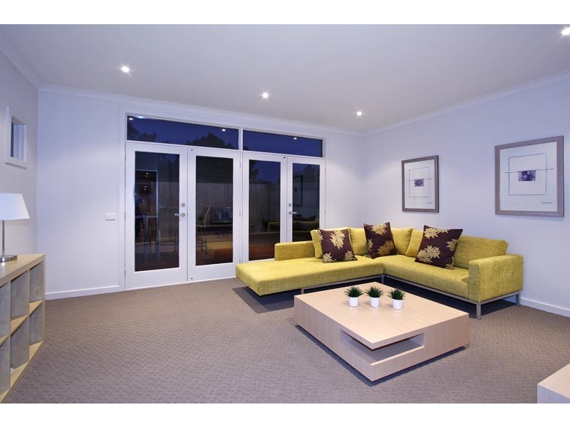 133 Kananook Avenue, Seaford VIC 3198