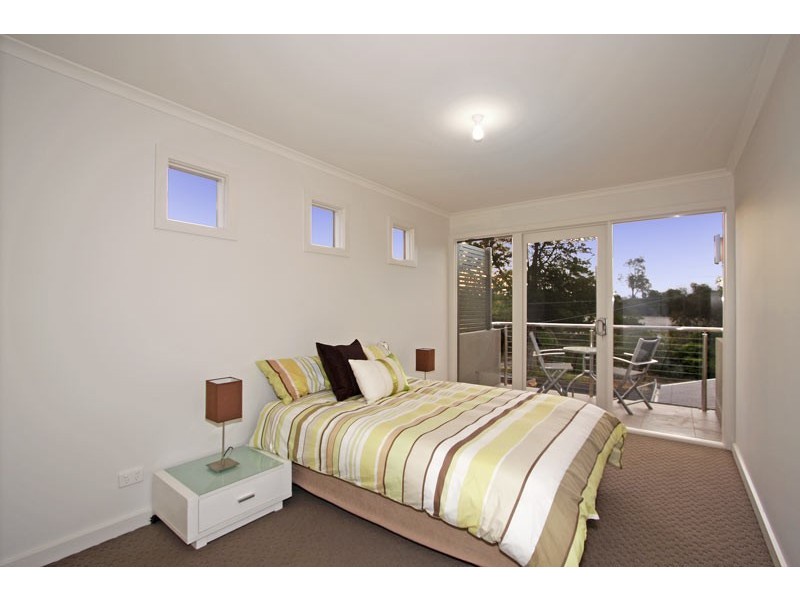 133 Kananook Avenue, Seaford VIC 3198