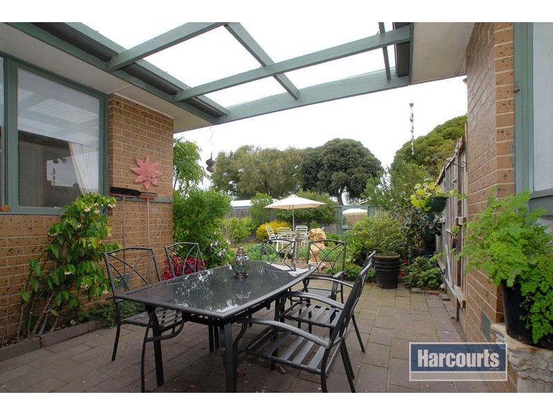1 Lucas Crescent, Seaford VIC 3198