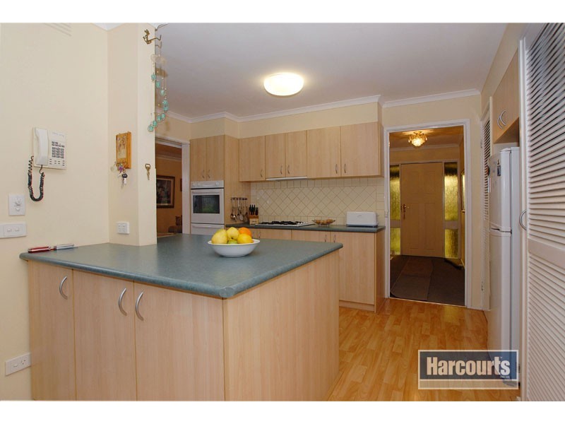 1 Lucas Crescent, Seaford VIC 3198
