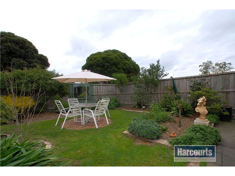 1 Lucas Crescent, Seaford VIC 3198