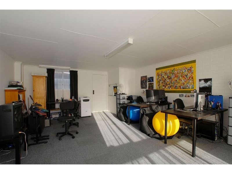24 Lucas Crescent, Seaford VIC 3198
