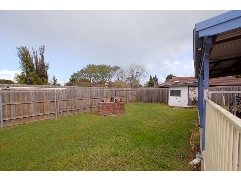 18 Erwin Drive, Seaford VIC 3198