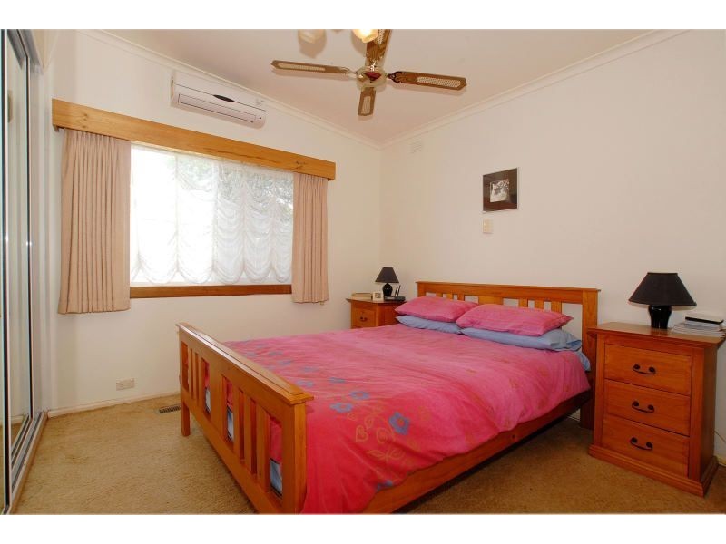 20 Carrington Avenue, Seaford VIC 3198