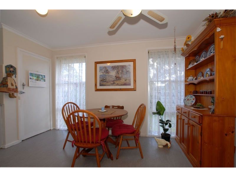 2 Caley Street, Frankston North VIC 3200