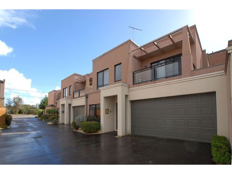 3/284 Nepean Highway, Seaford VIC 3198