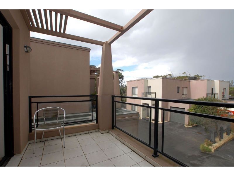 3/284 Nepean Highway, Seaford VIC 3198