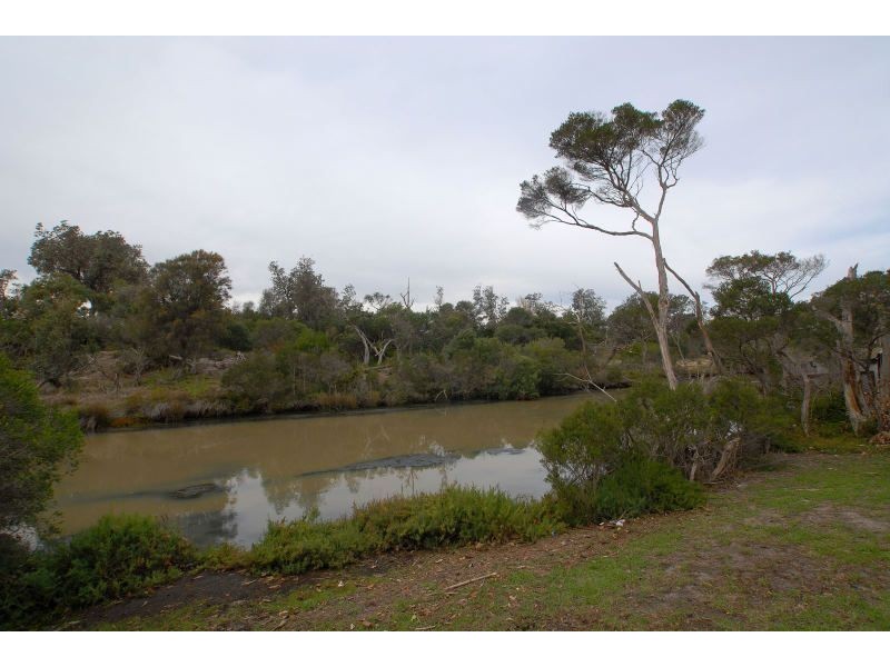 8/270 Nepean Highway, Seaford VIC 3198