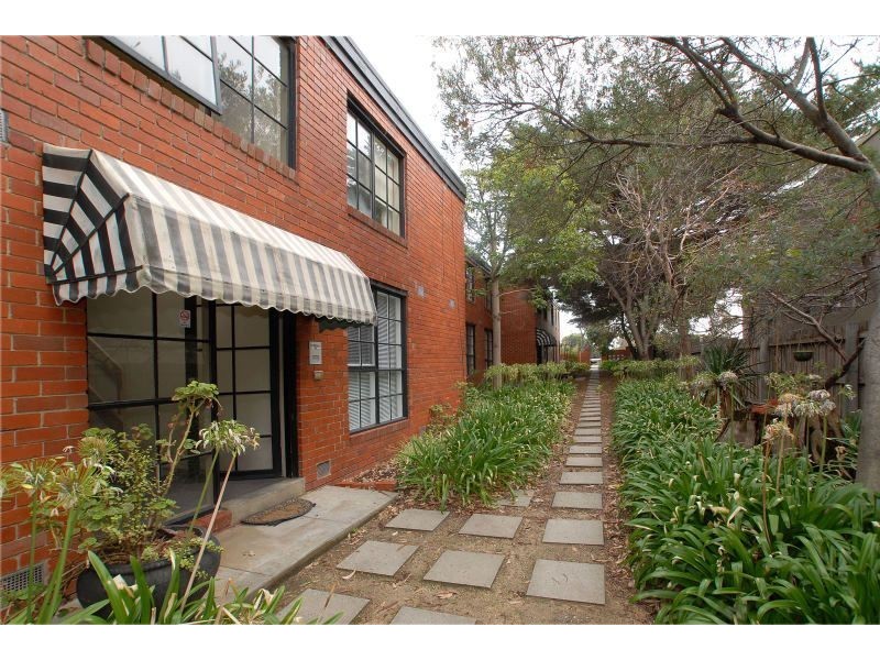 8/270 Nepean Highway, Seaford VIC 3198