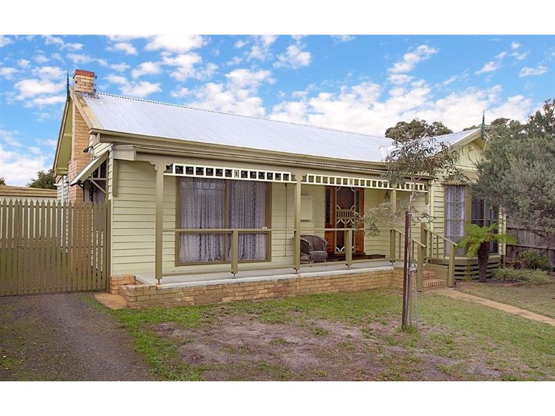 137 Kananook Avenue, Seaford VIC 3198