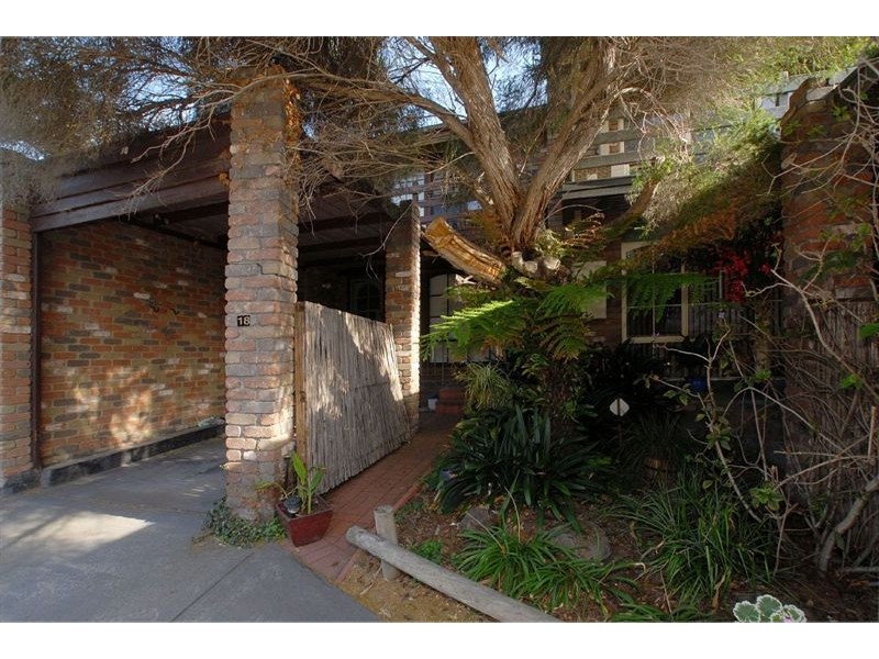 18/99-101 Nepean Highway, Seaford VIC 3198