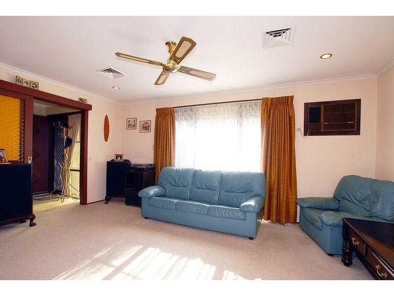 6 Maple Street, Seaford VIC 3198