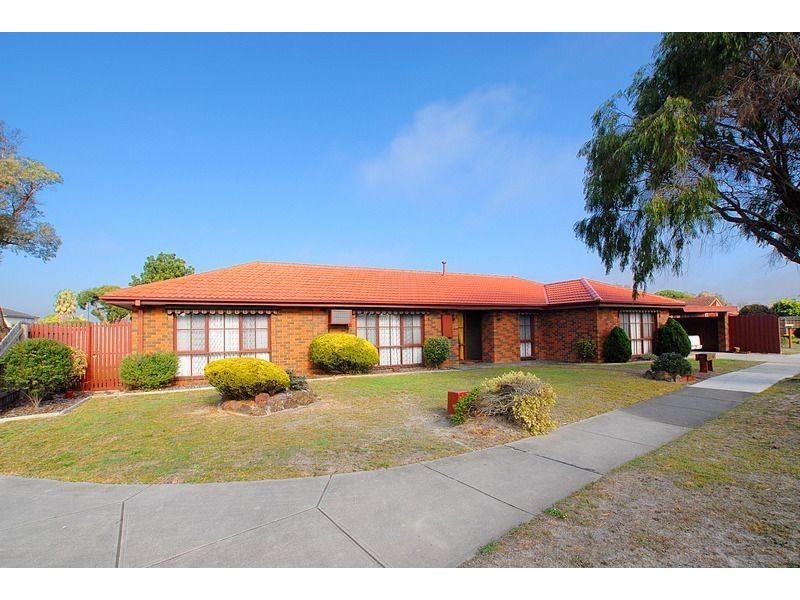 6 Maple Street, Seaford VIC 3198