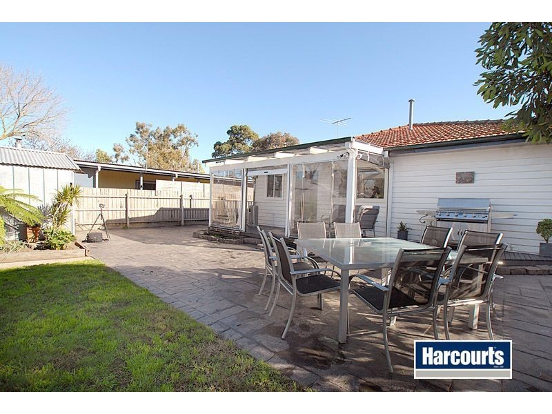 17 Seacrest Avenue, Seaford VIC 3198