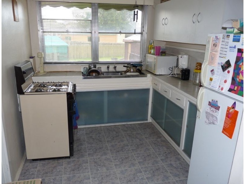 8 Longleaf Street, Frankston North VIC 3200