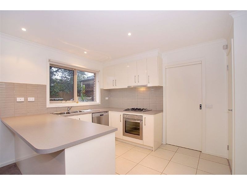 1/51 Kananook Avenue, Seaford VIC 3198