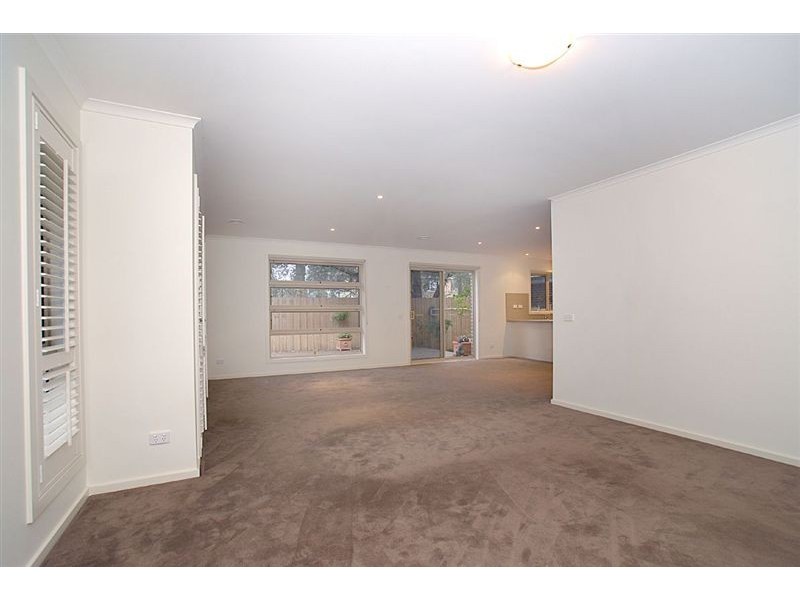 1/51 Kananook Avenue, Seaford VIC 3198