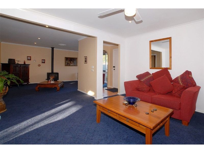 41 Emanuel Drive, Seaford VIC 3198