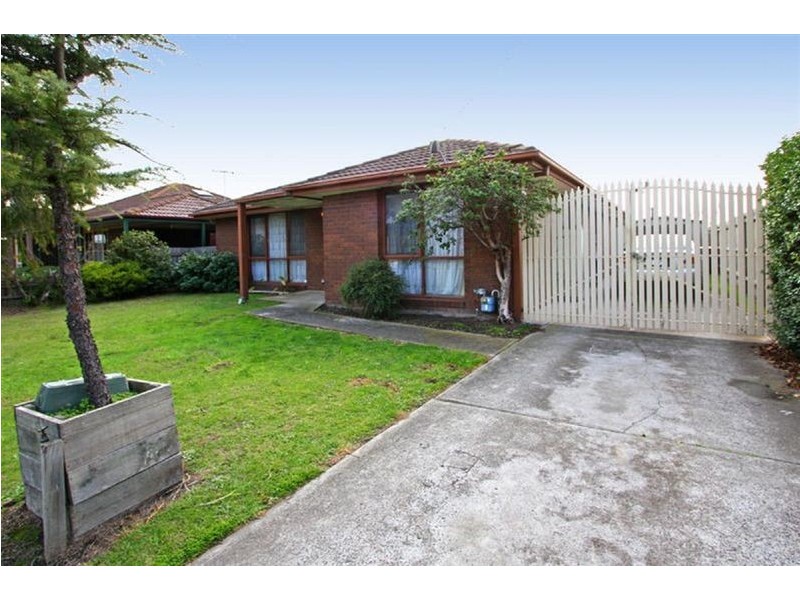 8 Rossiter Court, Seaford VIC 3198