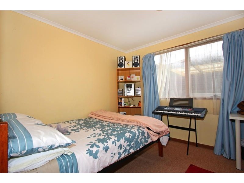 8 Rossiter Court, Seaford VIC 3198