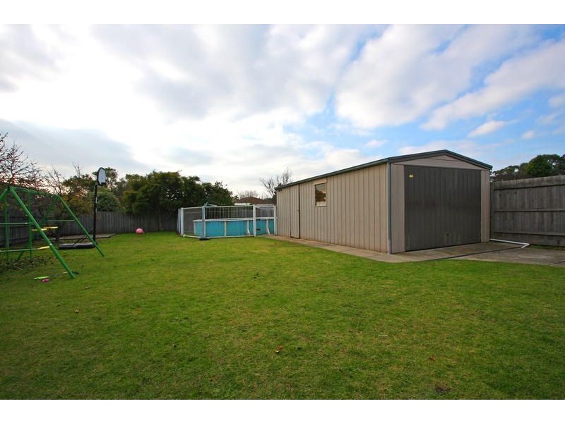 8 Rossiter Court, Seaford VIC 3198