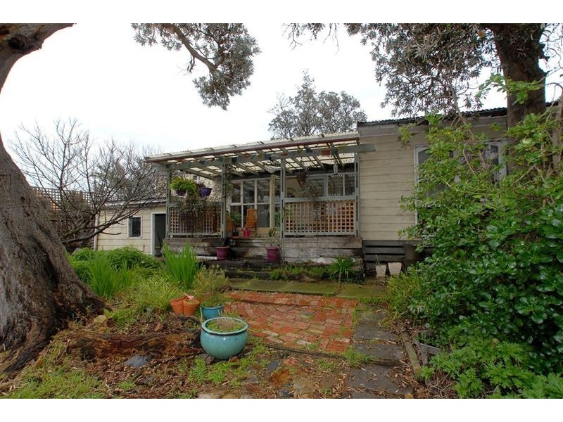 72 Nepean Highway, Seaford VIC 3198