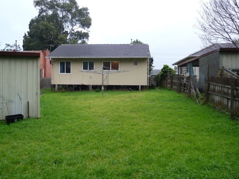 26 Pine Street, Frankston North VIC 3200