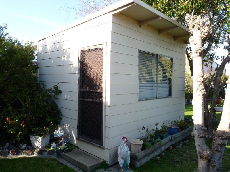 12 Raymond Road, Seaford VIC 3198