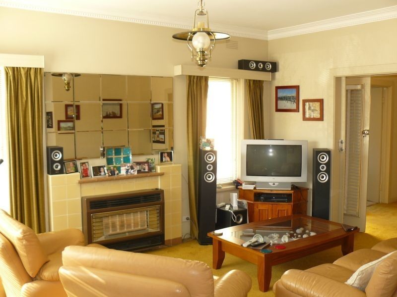 2 Chapman Avenue, Seaford VIC 3198