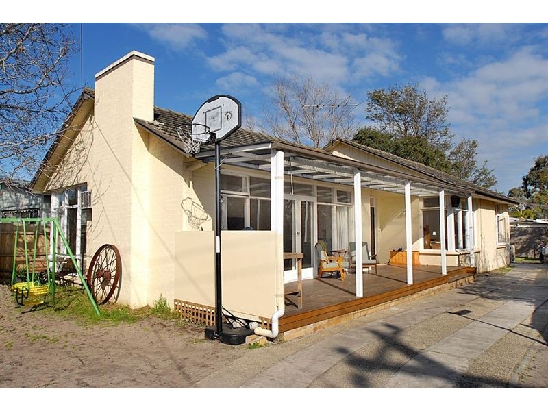 6 Johnstone Street, Seaford VIC 3198