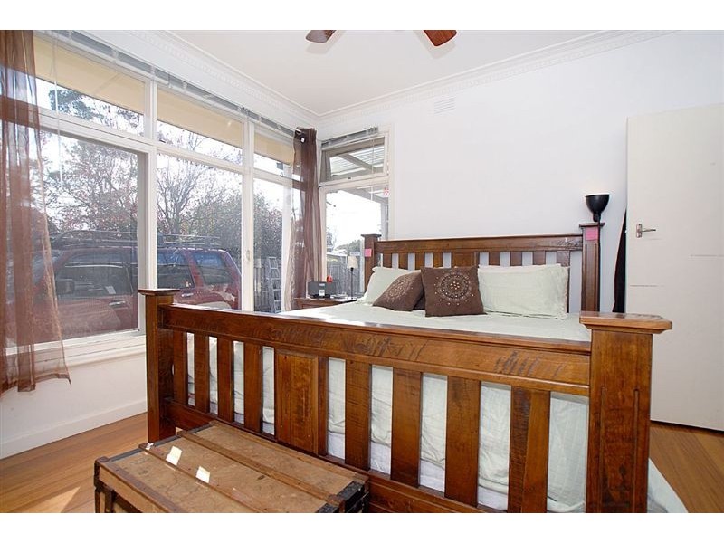 6 Johnstone Street, Seaford VIC 3198