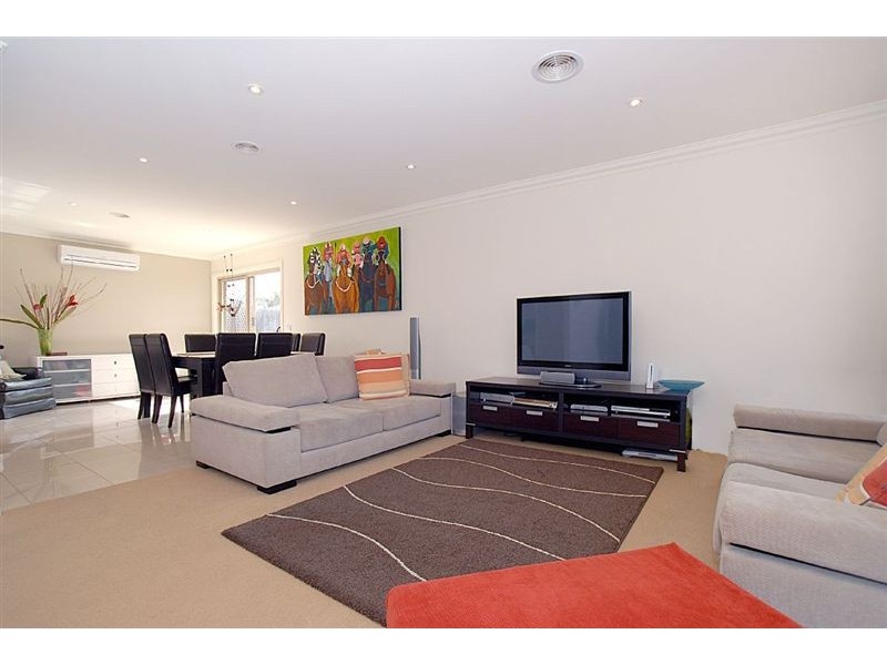 14 Kelvin Avenue, Seaford VIC 3198