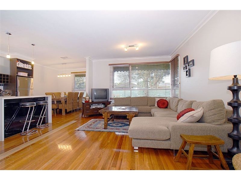 13 Taldra Crescent, Seaford VIC 3198