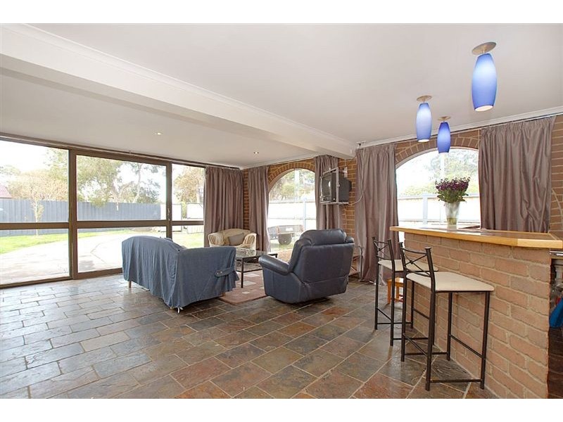13 McBride Crescent, Seaford VIC 3198
