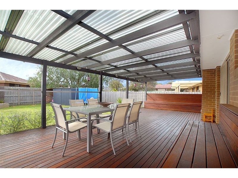 13 McBride Crescent, Seaford VIC 3198