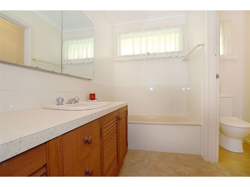 29 Torquay Avenue, Seaford VIC 3198