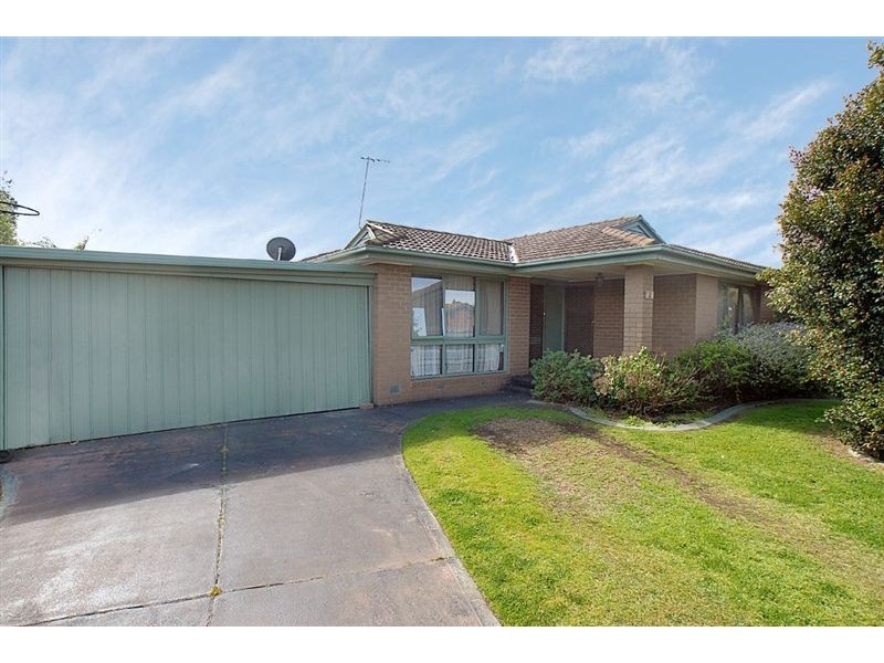 5 Lucas Crescent, Seaford VIC 3198