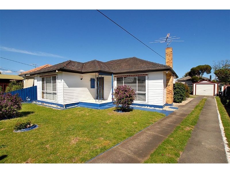 8 Emma Street, Carrum VIC 3197