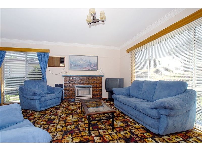 8 Emma Street, Carrum VIC 3197