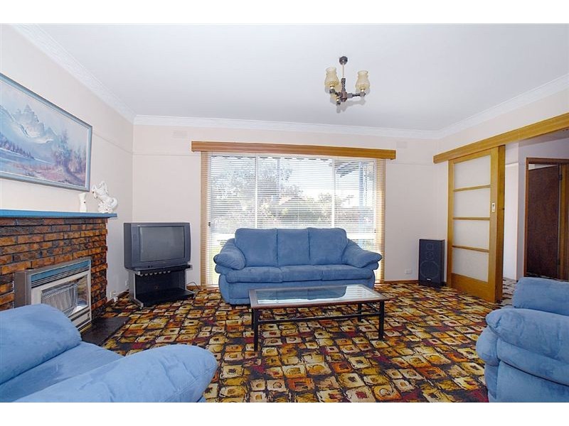 8 Emma Street, Carrum VIC 3197