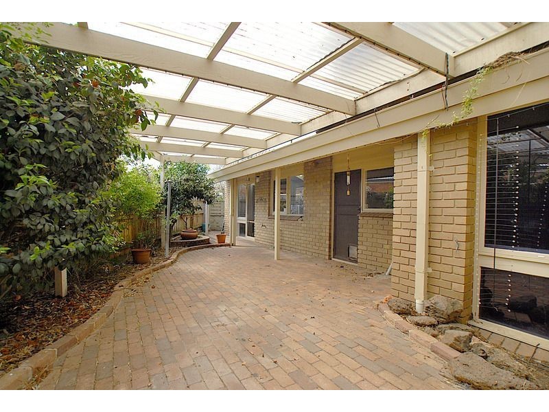 70 Kananook Avenue, Seaford VIC 3198